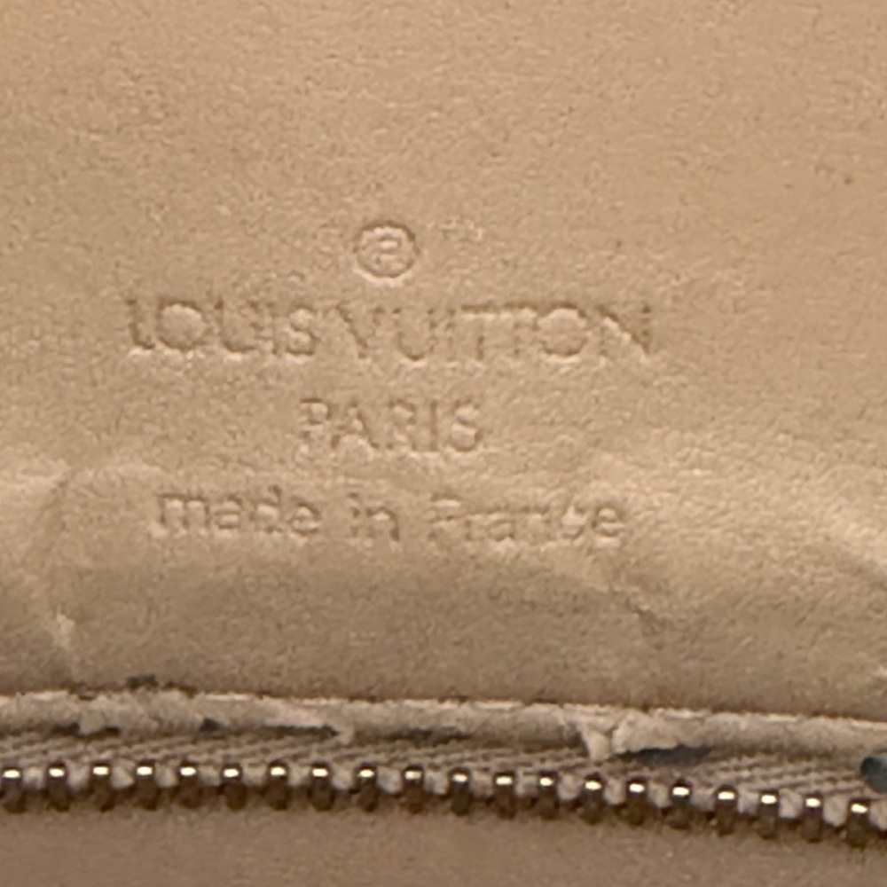 🔥GUC Vintage Louis Vuitton Mustard Patent Leather Tote with unbranded bag charm - Picture 7 of 8